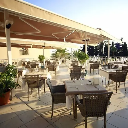 ホテル Incekum Su アブサルア