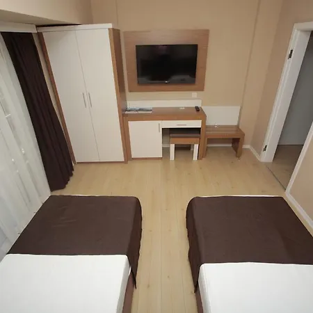 ホテル Incekum Su アブサルア