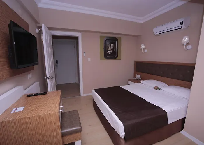 Incekum Su アブサルア