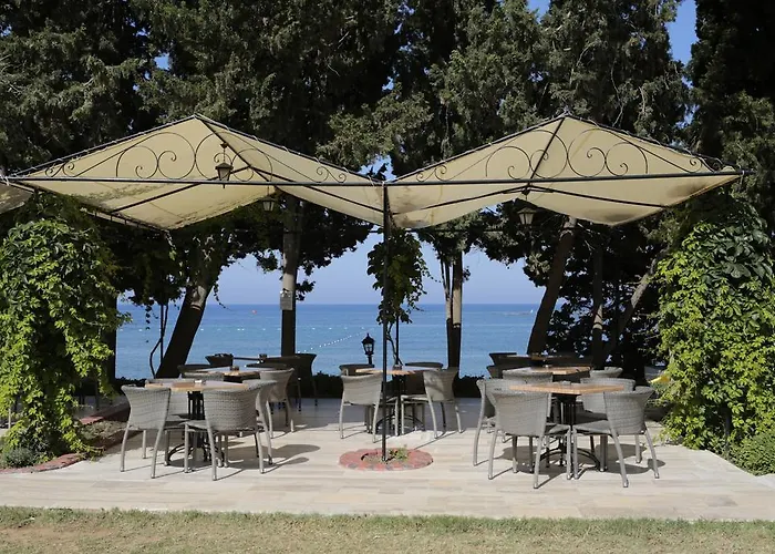 ホテル Incekum Su 4*